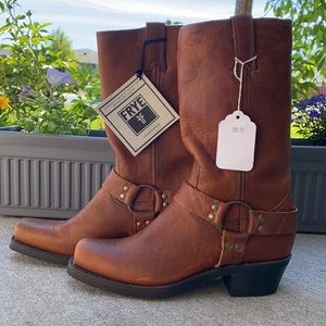 Women’s Frye Boots NWT!